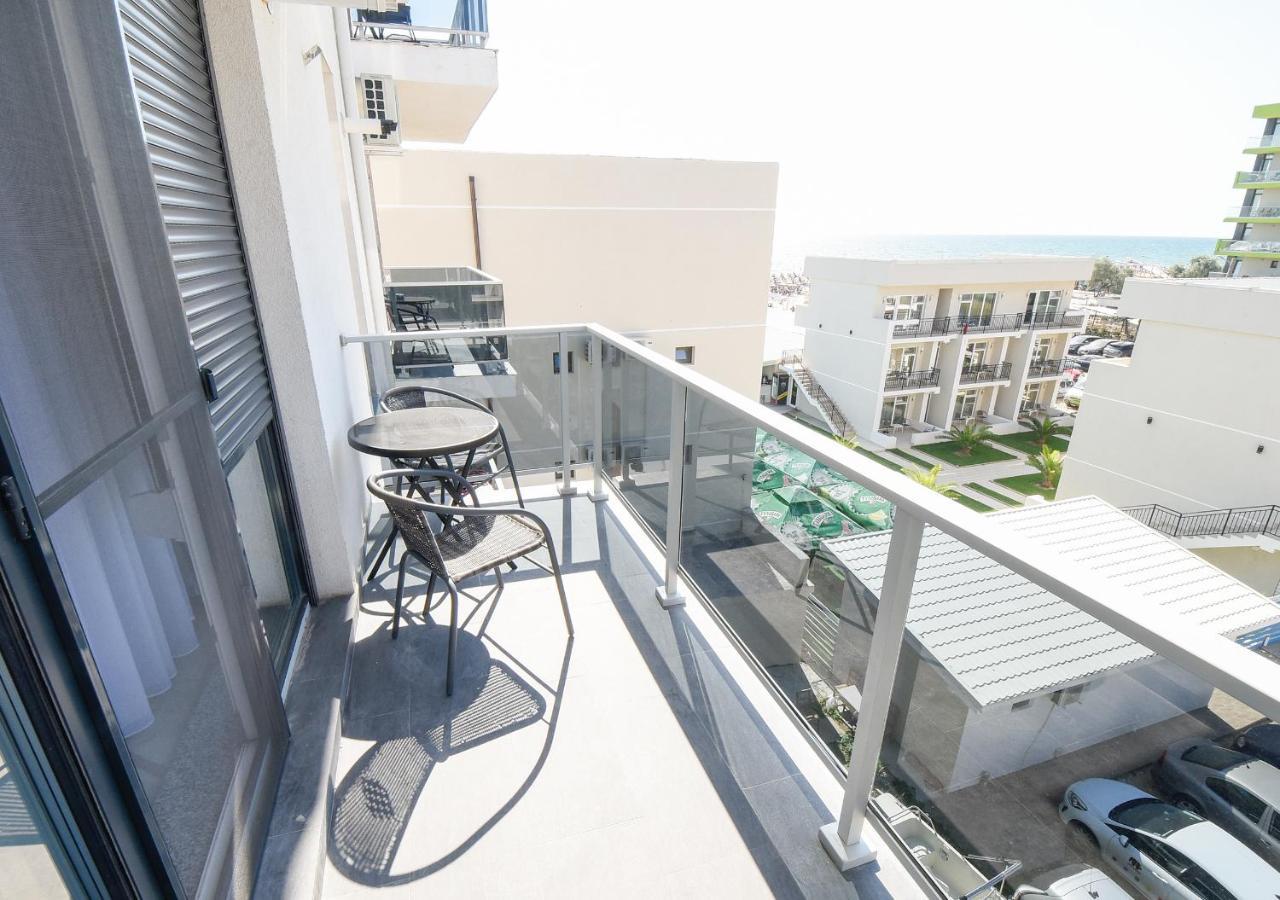 Sea View Studio - Mamaia Nord 2 Navodari Exterior photo