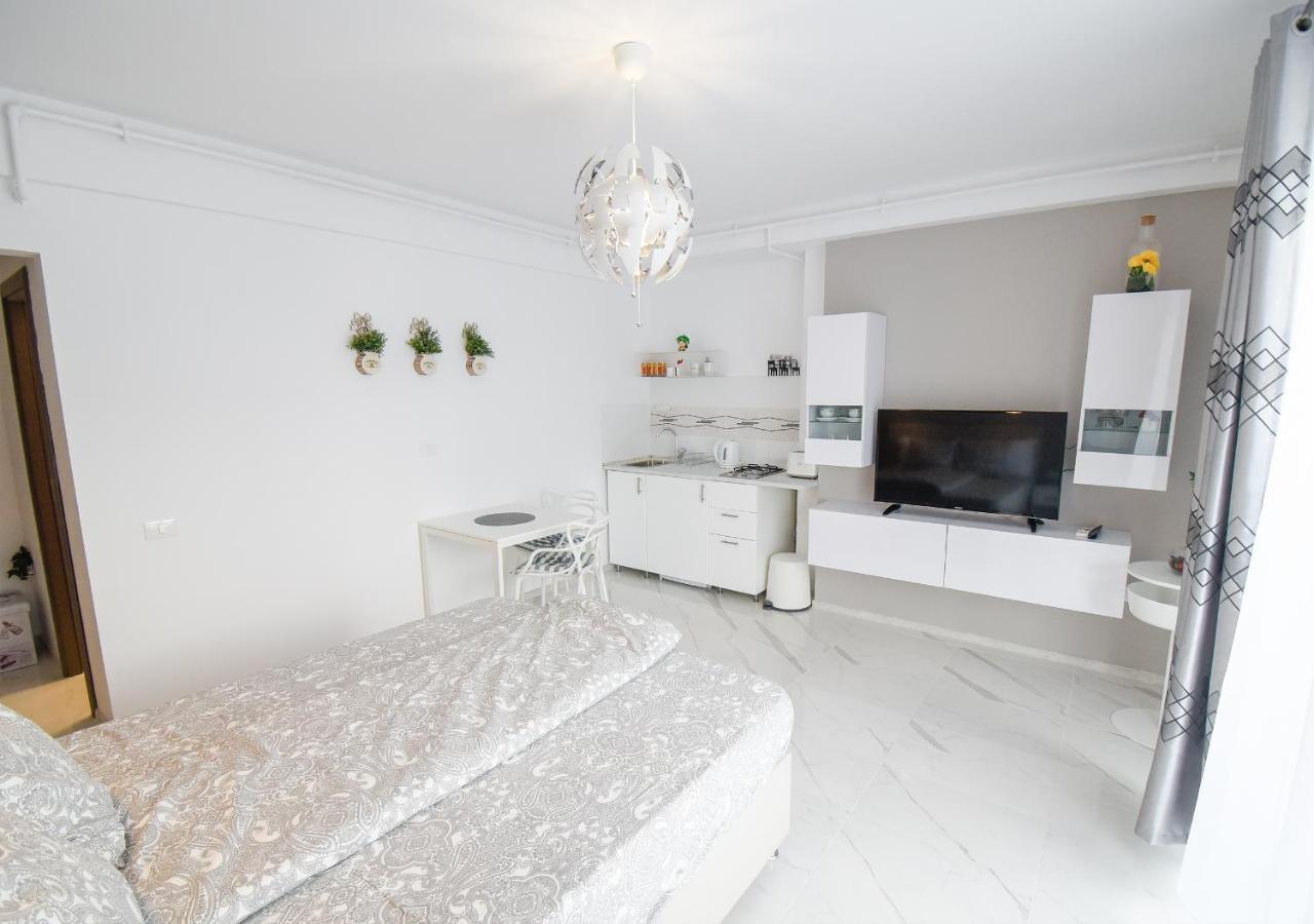 Sea View Studio - Mamaia Nord 2 Navodari Exterior photo